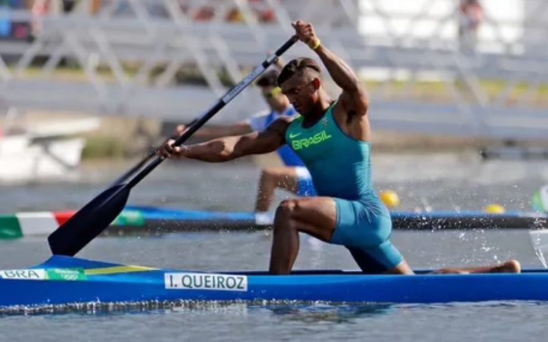 Isaquias Queiroz Brilha em Paris e Garante a Quinta Medalha Olímpica